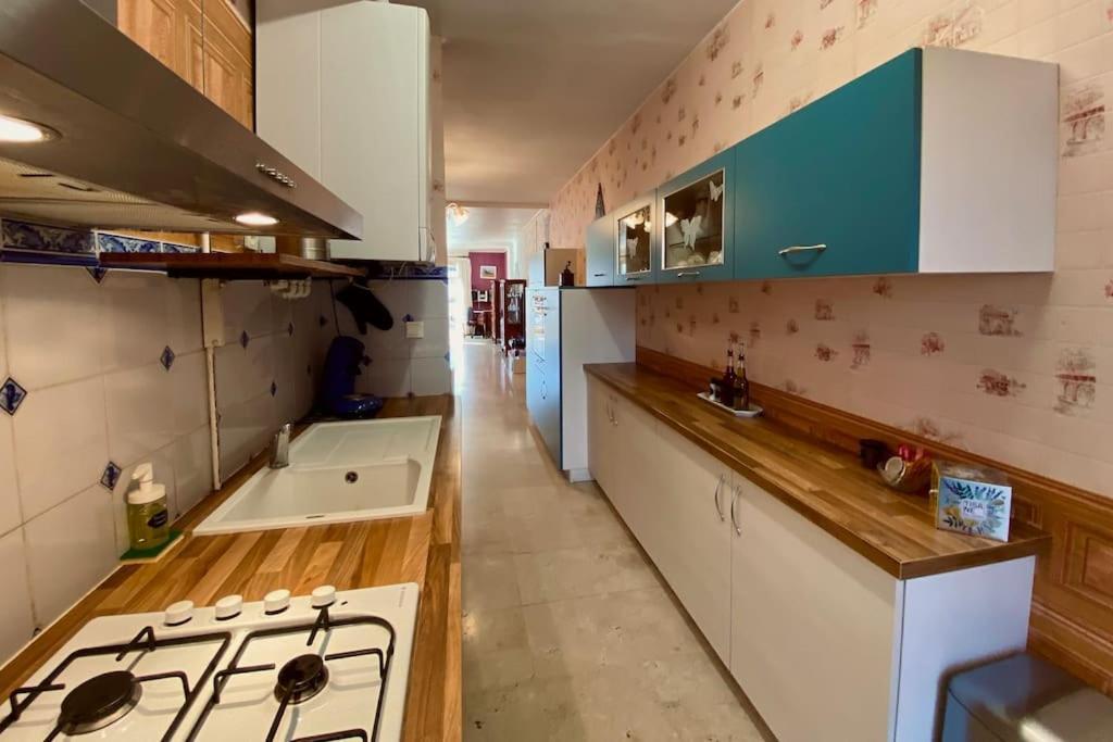 "Georgio" Grand Appartement Traversant Avec Vue Canal Et Parking 세테 외부 사진