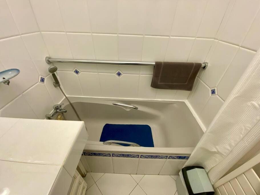 "Georgio" Grand Appartement Traversant Avec Vue Canal Et Parking 세테 외부 사진