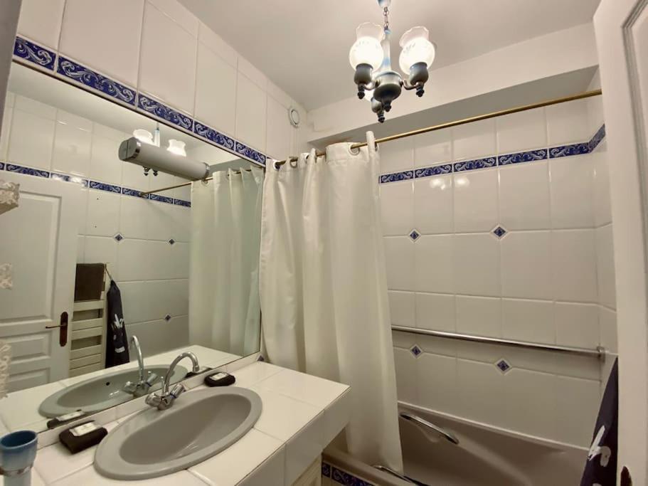 "Georgio" Grand Appartement Traversant Avec Vue Canal Et Parking 세테 외부 사진